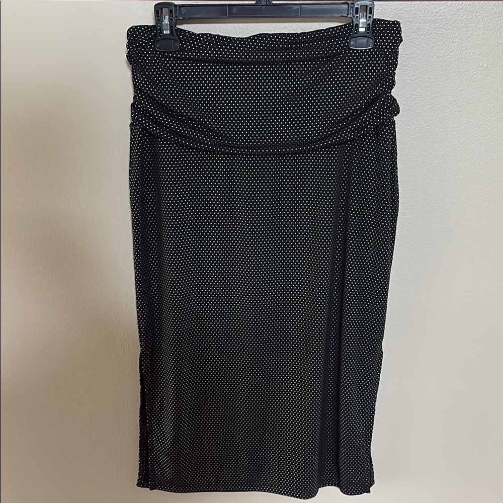 DKNY women’s pull on black skirt with tiny bead polka dot wide cinched waist M
